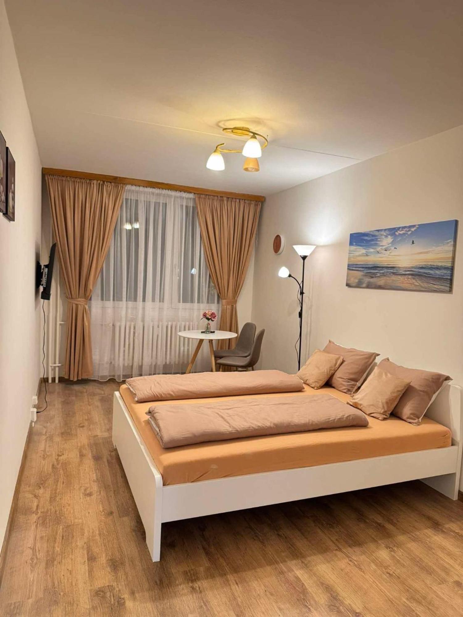 Appartamento Charming Near Center Praga